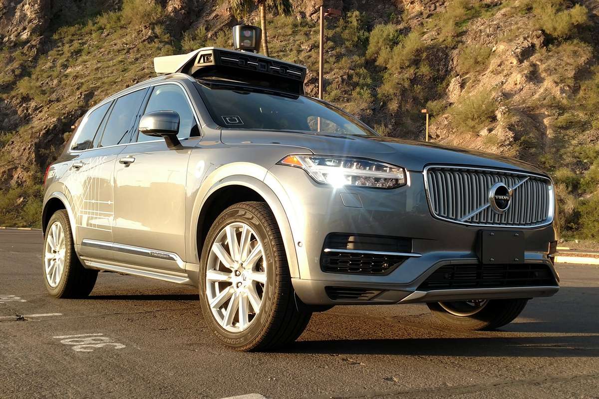 فولفو XC90