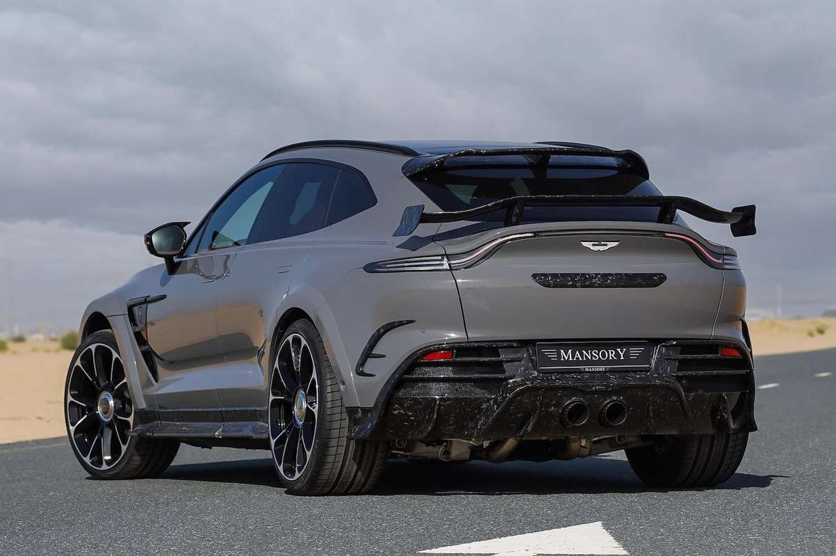 Mansory Aston Martin DBX