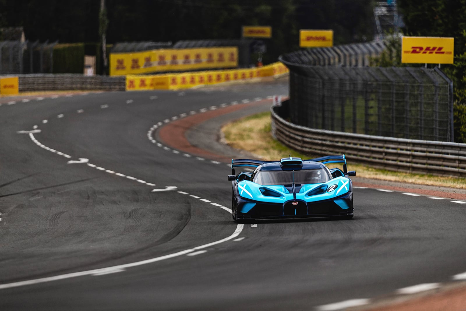 بوجاتي Bugatti Bolide