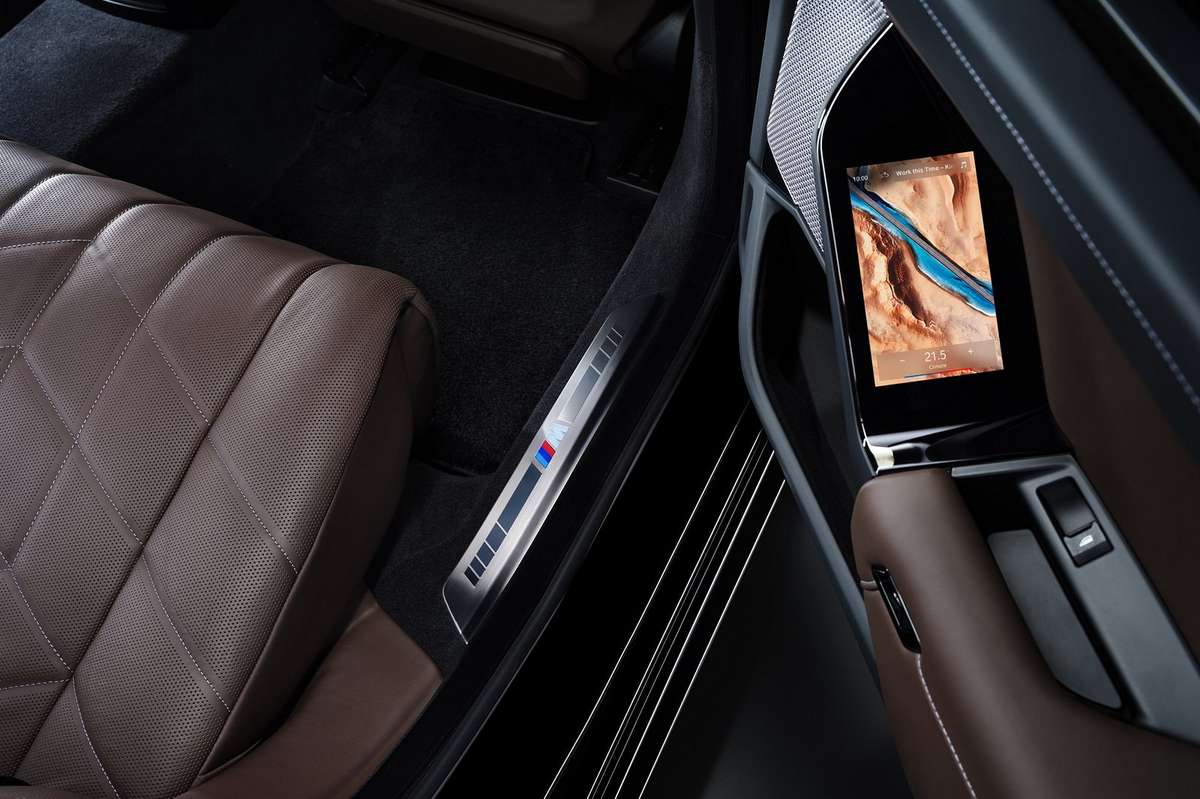  BMW i7 Protection