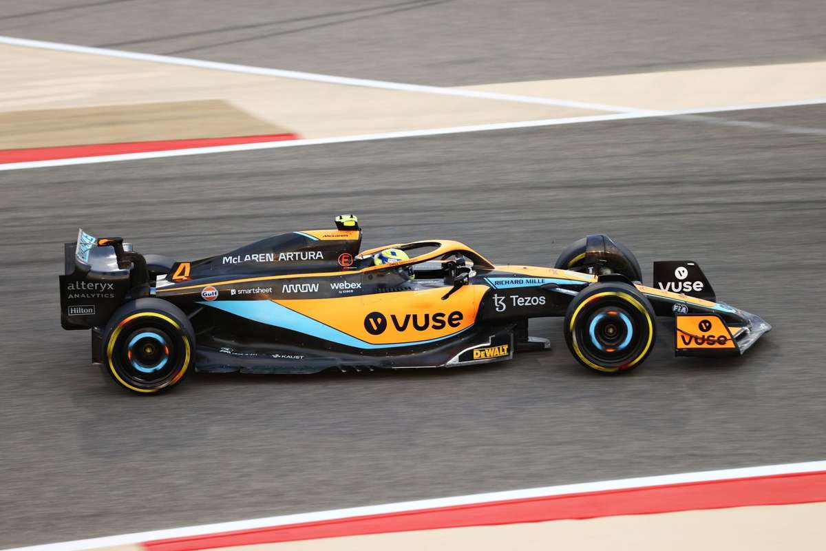 فريق ماكلارين McLaren F1 Team
