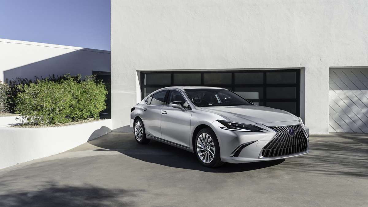 lexus-es