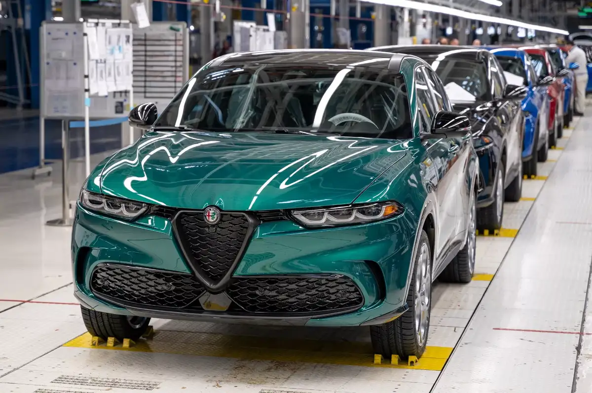 alfa-romeo-tonale-2024
