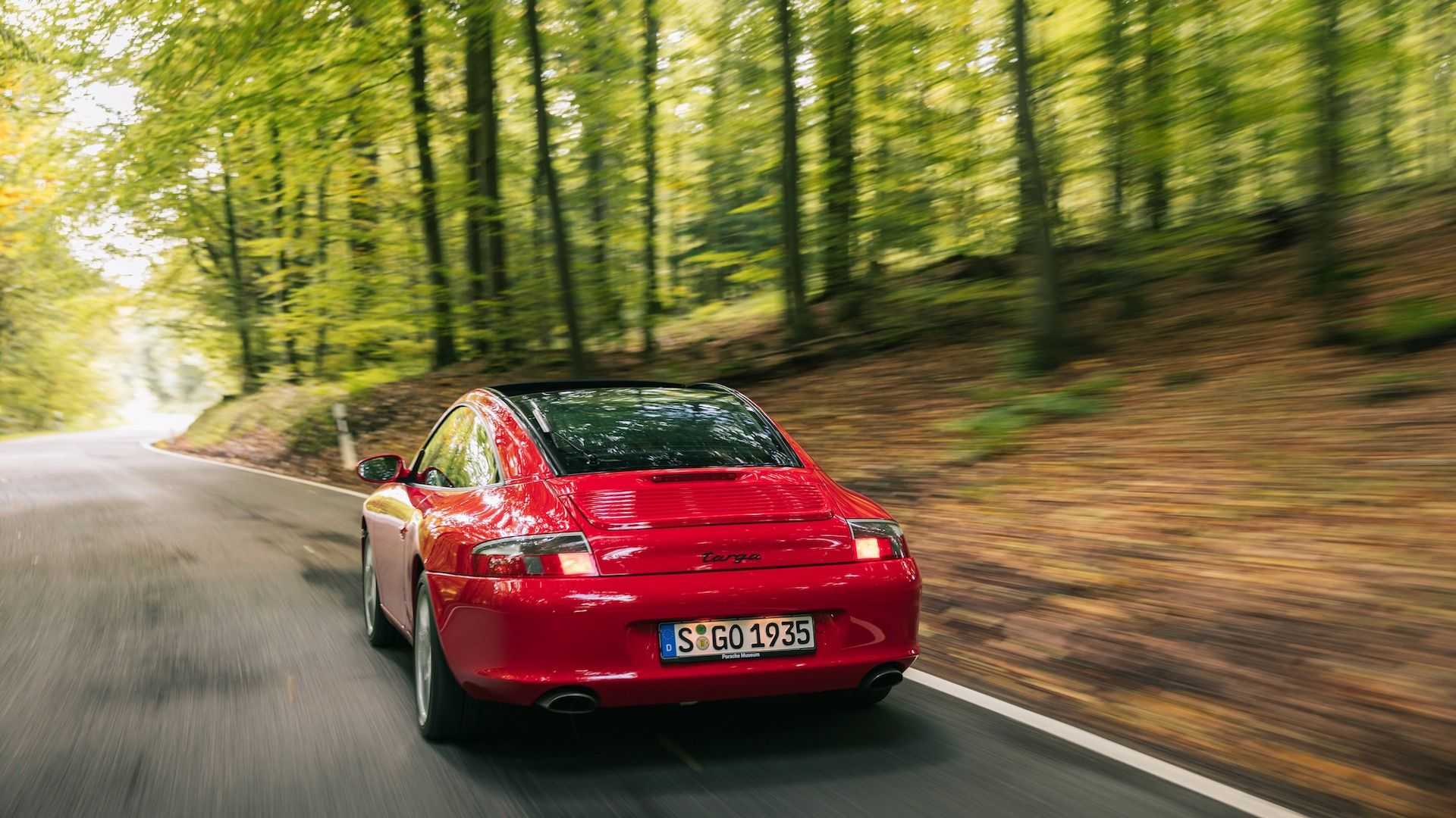 بورشه 996 الألمانية