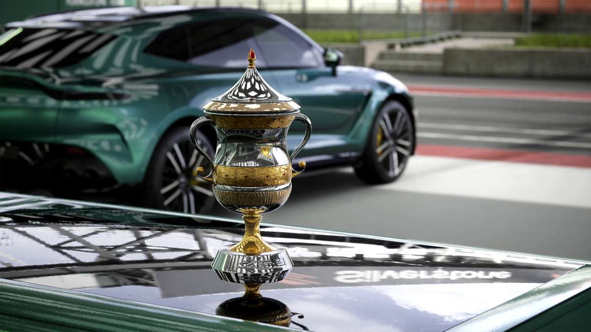 aston-marton-f1-race