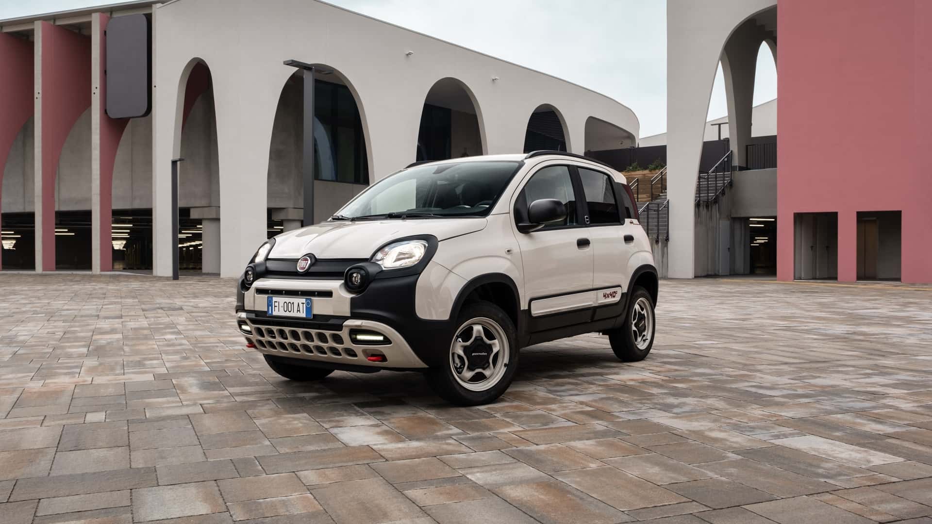 فيات-باندا-4x4