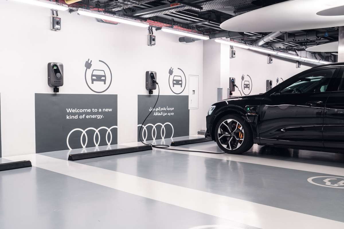 audi-e-tron-car