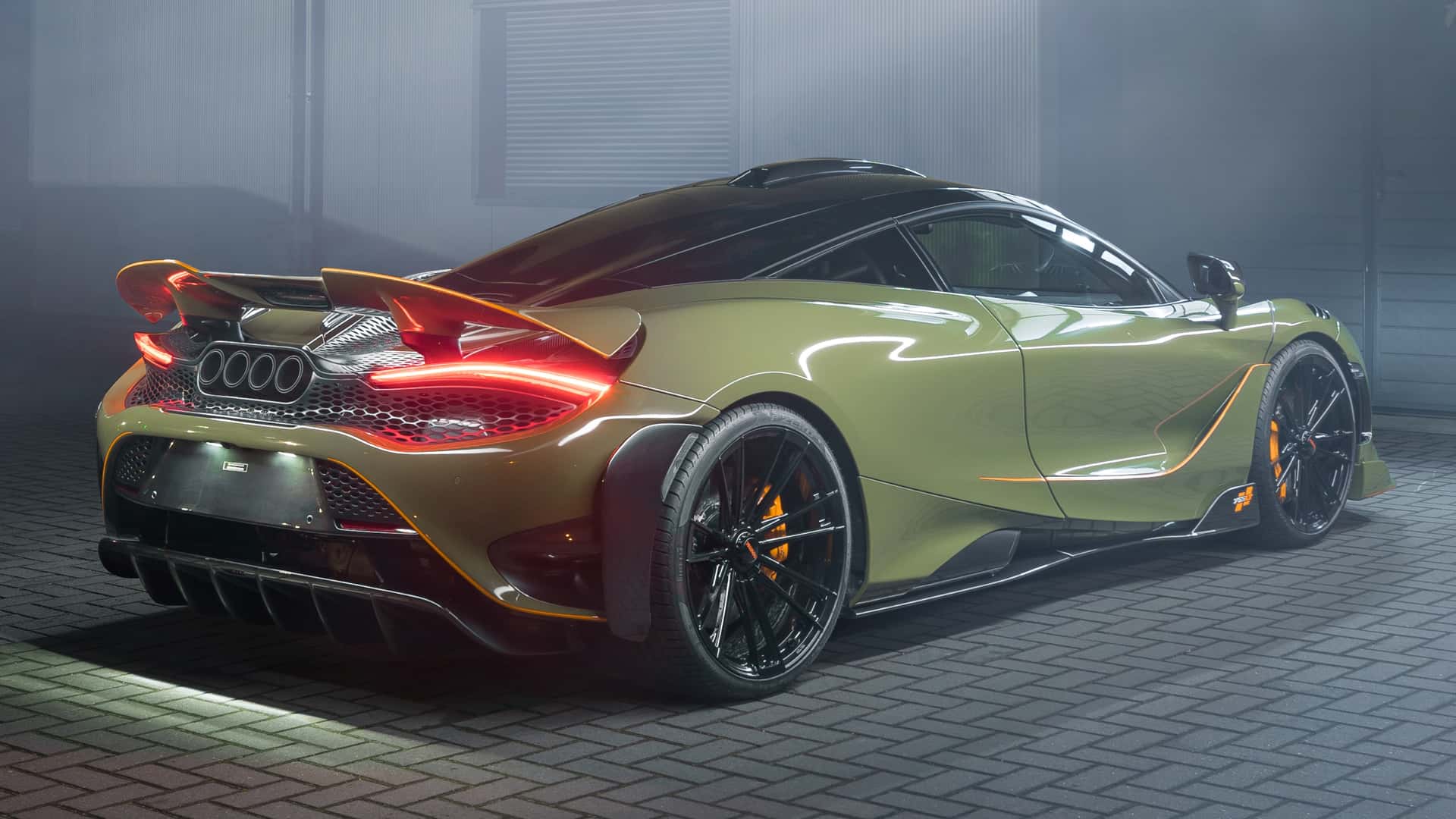 مكلارين-765LT 
