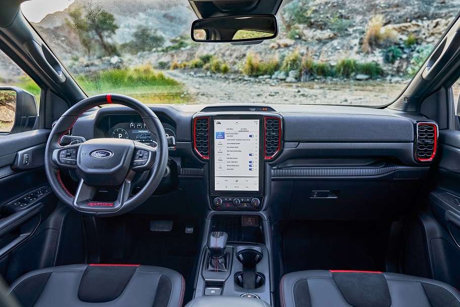 ranger-raptor-interior