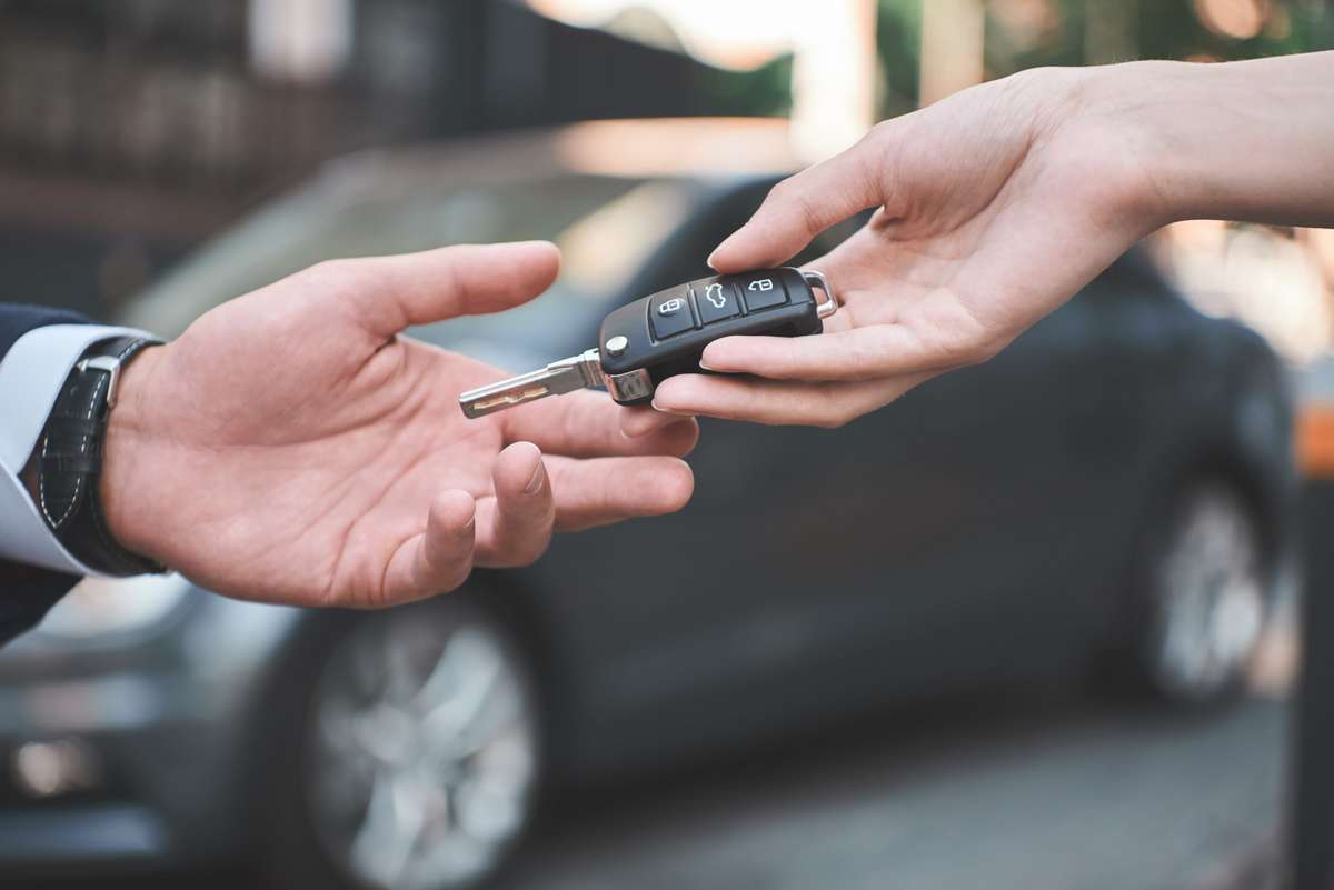 car-online-shopping